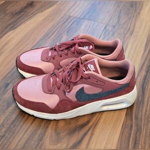 Nike Air Max SC SE in Red Stardust, Size 10.5, Euc